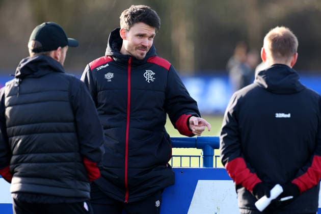 Rangers head coach Danny Röhl chats with Stevie Smith at training ahead of tomorrow s Europa League match against FC Porto. Rangers Training - The Rangers Training Centre, Glasgow, Lanarkshire, Scotland, UK - 28 Jan 2026Glasgow The Rangers Training Centre Lanarkshire United Kingdom  Copyright: xO Rourke RangersxFC Shutterstockx 16457496g