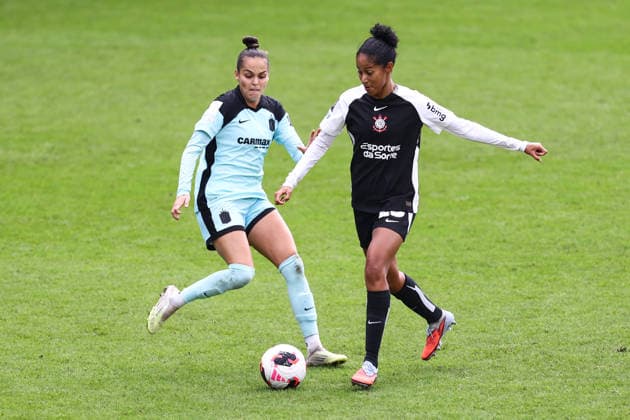 Gotham FC v SC Corinthians 28 January 2026, London - FIFA Womens Champions Cup - Semi Final - Gotham FC v SC Corinthians - Gabi Portilho of Gotham and Gi Fernandes of Corinthians - Photo: Jacques Feeney Offside. London UK Copyright: xJacquesxFeeneyx xOffsidexOffside