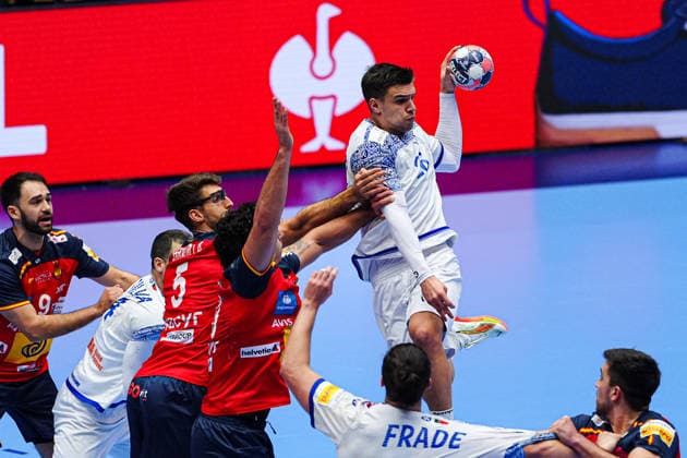 Antonio Serradilla (Spanien, 05), Javier Rodriguez (Spanien, 99), Francisco Costa (Portugal, 26) DEN, Spanien vs. Portugal, Handball, EHF Europameisterschaft 2026, Hauptrunde, Spieltag 4, 28.01.2026 DEN, Spanien vs. Portugal, Handball, EHF Europameisterschaft 2026, Hauptrunde, Spieltag 4, 28.01.2026 Herning Copyright: xEibner-Pressefoto MarcelxvonxFehrnx EP_MFN
