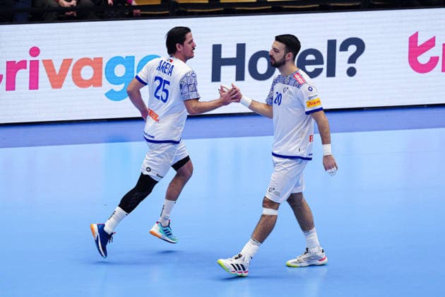 Torjubel Antonio Areia (Portugal, 25) und Miguel Neves (Portugal, 20) DEN, Spanien vs. Portugal, Handball, EHF Europameisterschaft 2026, Hauptrunde, Spieltag 4, 28.01.2026 DEN, Spanien vs. Portugal, Handball, EHF Europameisterschaft 2026, Hauptrunde, Spieltag 4, 28.01.2026 Herning Copyright: xEibner-Pressefoto MarcelxvonxFehrnx EP_MFN