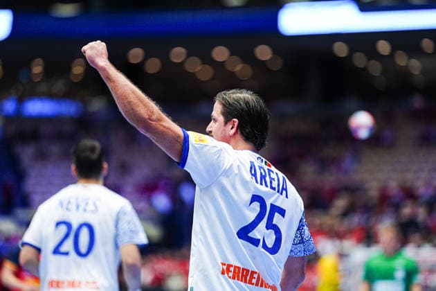 Antonio Areia (Portugal, 25) jubelt Jubel nach Sieg Spielende DEN, Spanien vs. Portugal, Handball, EHF Europameisterschaft 2026, Hauptrunde, Spieltag 4, 28.01.2026 DEN, Spanien vs. Portugal, Handball, EHF Europameisterschaft 2026, Hauptrunde, Spieltag 4, 28.01.2026 Herning Copyright: xEibner-Pressefoto MarcelxvonxFehrnx EP_MFN