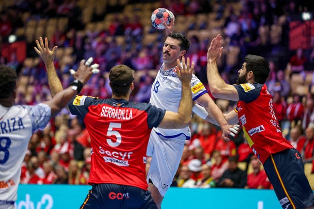 28.01.2026, Handball, Men s EHF EURO 2026, Spanien - Portugal, Jyske Bank Boxen in Herning, Dänemark, Main Round: Rocha Nogueira (Portugal 13) Dänemark