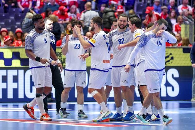28.01.2026, Handball, Men s EHF EURO 2026, Spanien - Portugal, Jyske Bank Boxen in Herning, Dänemark, Main Round: Abschlussjubel Portugal nach dem Sieg gegen Spanien Dänemark