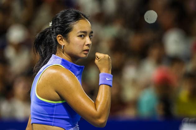 (260128) -- MANILA, Jan. 28, 2026 -- Alexandra Eala of the Philippines reacts during the women s singles round of 16 match between Alexandra Eala of the Philippines and Sakatsume Himeno of Japan at the WTA, Tennis Damen Philippine Women s Open in Manila, the Philippines, Jan. 28, 2026. ) (SP)PHILIPPINES-MANILA-WTA PHILIPPINE WOMEN S OPEN ROUELLExUMALI 