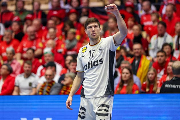 28.01.2026, Handball, Men s EHF EURO 2026, Deutschland - Frankreich, Jyske Bank Boxen in Herning, Dänemark, Main Round: Lukas Zerbe (Germany 17) jubelnd Dänemark
