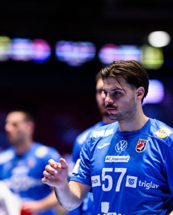 260128 Filip Glavas of Croatia looks dejected during the EHF European Handball Championship main round match between Croatia and Hungary on January 28, 2026 in Malmö. Photo: Petter Arvidson BILDBYRAN kod PA PA1144 handball handboll handball handbolls-em 2026 croatia hungary kroatien ungern ehf european handball championship bbeng grappa33depp Copyright: PETTERxARVIDSON BB260128PA062