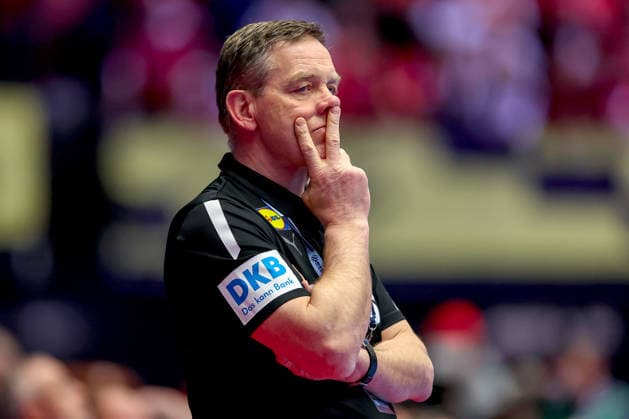 28.01.2026, Handball, Men s EHF EURO 2026, Deutschland - Frankreich, Jyske Bank Boxen in Herning, Dänemark, Main Round: Headcoach Alfred Gislason (Germany hc) gestikulierend am Spielfeldrand Dänemark