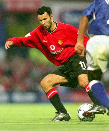 000822 Football, Premier League 2000 01, Ipswich - Manchester United, ManU 1-1: Manchester Uniteds Ryan Giggs. Photo: BILDBYRAN 24141 24141 scanx fotboll football soccer Premier League england Ipswich Manchester United bbeng dia season 2000-2001 2000-01 2000 01 00 01 2000 Copyright: BILDBYRAN BB000822BB054