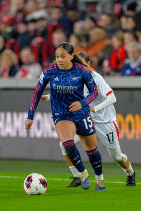 Olivia Smith (15 Arsenal FC) during the FIFA Women s Champions Cup game between Arsenal FC vs ASFAR at Gtech Community Stadium in London , England . (Photo by Keeran Marquis Sports Press Photo SPP) Copyright: xKeeranxMarquis SPPx Sportspressphoto_SPR86412