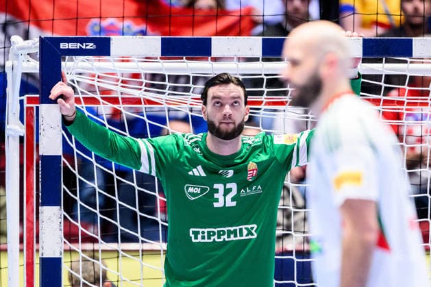260128 Goalkeeper Kristof Laszlo Palasics of Hungary looks dejected during the EHF European Handball Championship main round match between Croatia and Hungary on January 28, 2026 in Malmö. Photo: Petter Arvidson BILDBYRAN kod PA PA1144 handball handboll handball handbolls-em 2026 croatia hungary kroatien ungern ehf european handball championship bbeng grappa33 depp Copyright: PETTERxARVIDSON BB260128PA078