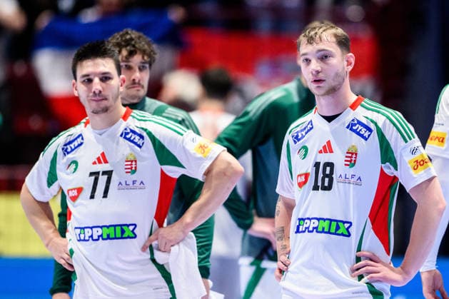 260128 Egon Hanusz and Bence Krakovszki of Hungary look dejected after the EHF European Handball Championship main round match between Croatia and Hungary on January 28, 2026 in Malmö. Photo: Petter Arvidson BILDBYRAN kod PA PA1144 handball handboll handball handbolls-em 2026 croatia hungary kroatien ungern ehf european handball championship bbeng grappa33 depp Copyright: PETTERxARVIDSON BB260128PA091
