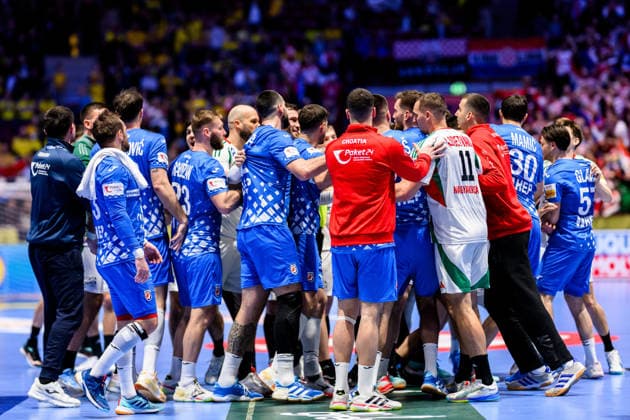 260128 Players of Croatia celebrate after the EHF European Handball Championship main round match between Croatia and Hungary on January 28, 2026 in Malmö. Photo: Petter Arvidson BILDBYRAN kod PA PA1144 handball handboll handball handbolls-em 2026 croatia hungary kroatien ungern ehf european handball championship bbeng grappa33 jubel Copyright: PETTERxARVIDSON BB260128PA092