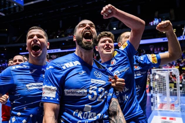 260128 Leon Ljevar and Leon Susnja of Croatia celebrate after the EHF European Handball Championship main round match between Croatia and Hungary on January 28, 2026 in Malmö. Photo: Petter Arvidson BILDBYRAN kod PA PA1144 handball handboll handball handbolls-em 2026 croatia hungary kroatien ungern ehf european handball championship bbeng grappa33 jubel Copyright: PETTERxARVIDSON BB260128PA101