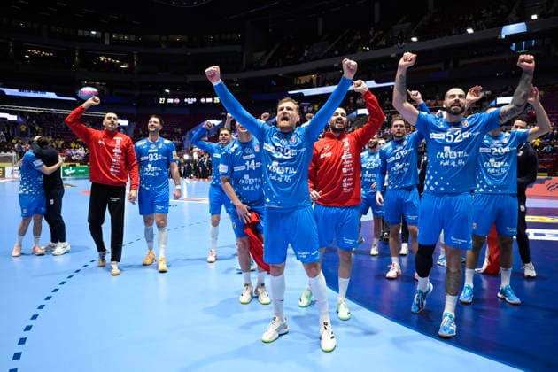 Croatia s David MandiÄ‡ and Leon Susnja celebrate with their teammates after winning against Hungary, 27-25, during the 2026 EHF European Men s Handball Championship (the EHF Euro 2026) main round match between Croatia and Hungary at Malmö Arena, in Malmö, Sweden, on January 28, 2026. MALMÖ SWEDEN x50090x