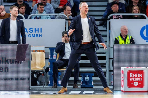 Christian Held (Rasta Vechta, Trainer), Einzelbild, Einzelfoto, Portrait, Portraet, BMA365 Bamberg Baskets vs. Rasta Vechta, Basketball, easyCredit BBL, 2. Spieltag, 28.01.2026 BMA365 Bamberg Baskets vs. Rasta Vechta, Basketball, easyCredit BBL, 2. Spieltag, 28.01.2026 Bamberg Copyright: xEibner-Pressefoto G.xSantemizx EP_EER