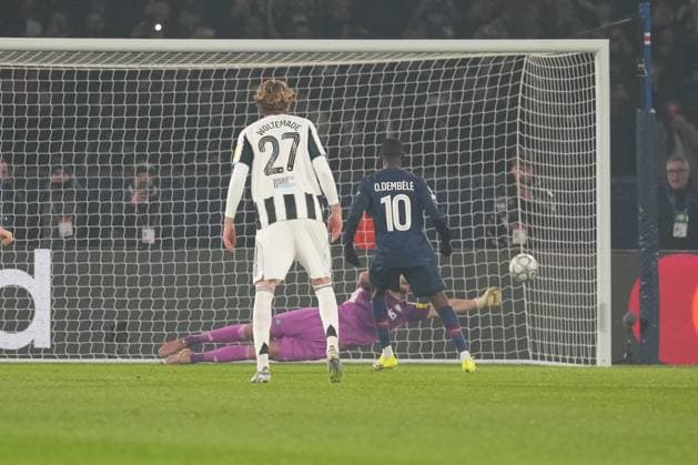 Nick Pope of Newcastle saves a penalty from Ousmane Dembele of PSG Paris Saint-Germain v Newcastle United, UEFA Champions League, Group Stage, Football, Parc des Princes, Paris, France - 28 Jan 2026Paris Parc des Princes France EDITORIAL USE ONLY No use with unauthorised audio, video, data, fixture lists, club league logos or live services. Online in-match use limited to 120 images, no video emulation. No use in betting, games or single club league player publications. Copyright: xDavexWinter Shutterstockx 16429499ab