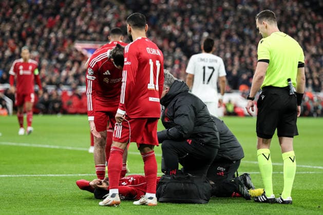 UEFA Champions League Matchday 8 of 8 Liverpool v Qarabag FK Jeremie Frimpong of Liverpool down injured during the UEFA Champions League Match Day 8 of 8 match Liverpool vs Qarabag FK at Anfield, Liverpool, United Kingdom on 28 January 2026 (Photo by Jorge Horsted News Images) Liverpool Anfield Merseyside United Kingdom Copyright: xJorgexHorsted NewsxImagesx
