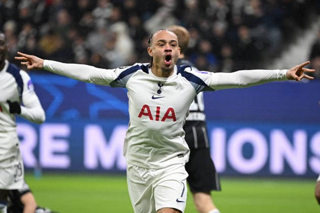 28.01.2026, xjhx, Fussball UEFA Champions League, Eintracht Frankfurt - Tottenham Hotspur v.l. Jubel nach dem aberkannten Tor von Xavi Simons (Tottenham Hotspur) Frankfurt am Main