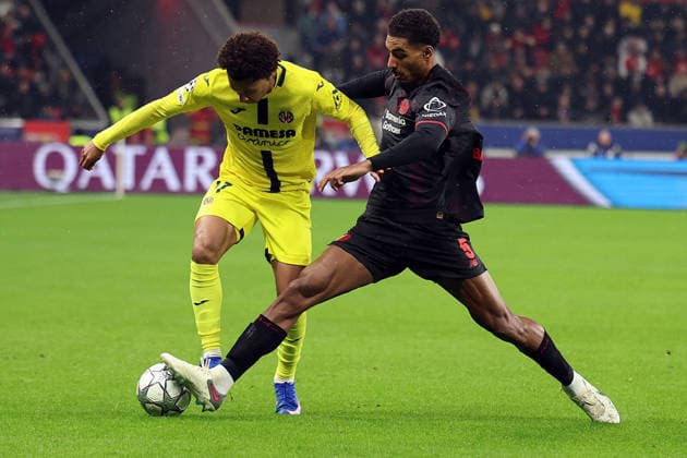 28.01.2026, xrekx, Fussball UEFA Champions League, Bayer 04 Leverkusen - FC Villareal v.l. Tajon Buchanan (FC Villarreal) LoÃ¯c BadÃ (Bayer 04 Leverkusen) Zweikampf, Aktion, action, battle for the ball (DFL DFB REGULATIONS PROHIBIT ANY USE OF PHOTOGRAPHS as IMAGE SEQUENCES and or QUASI-VIDEO) Leverkusen