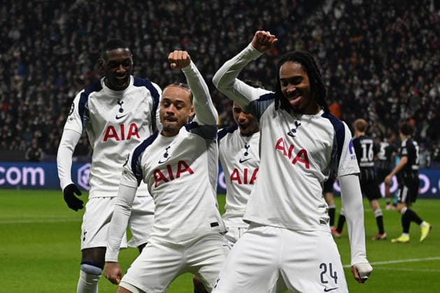 28.01.2026, xjhx, Fussball UEFA Champions League, Eintracht Frankfurt - Tottenham Hotspur v.l. Jubel nach dem aberkannten Tor von Xavi Simons (Tottenham Hotspur) Frankfurt am Main