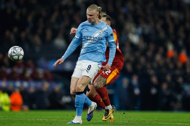 Manchester, England, 28th January 2026. Erling Haaland of Manchester City scores a goal to make it 1-0 during the Manchester City vs Galatasaray UEFA Champions League match at the Etihad Stadium, Manchester. Picture credit should read: Cody Froggatt Sportimage EDITORIAL USE ONLY. No use with unauthorised audio, video, data, fixture lists, club league logos or live services. Online in-match use limited to 120 images, no video emulation. No use in betting, games or single club league player publications. SPI_017_CF_Man_City_Galatasaray SPI-4489-0044