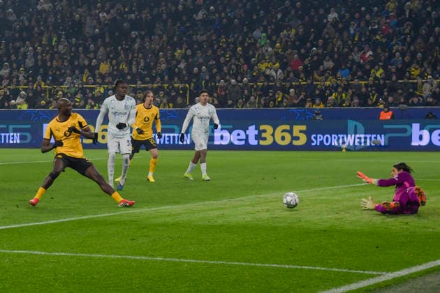 Strafraumszene Torchance von Serhou Guirassy (Dortmund 9) 28.01.2026 Fussball, Champions League, Borussia Dortmund vs Inter Mailand , Signal Iduna Park, Dortmund,