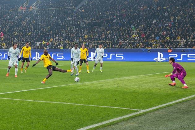 28.01.2026, UEFA Champions League, 8. Spieltag, Borussia Dortmund - Inter Mailand, Serhou Guirassy (Borussia Dortmund) verpasst den Ball und vergibt die Torchance, Dortmund Signal Iduna Park NRW Deutschland xRHR-FOTO DEx Copyright: DennisxEwert RHR-FOTOx RHR-FOTO DE