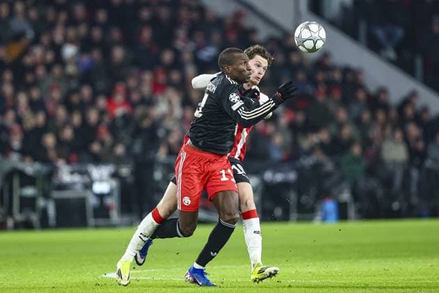 EINDHOVEN , 28-01-2026 , Philips Stadium , season 2025 2026 , UEFA Champions League football , League phase matchday 8 , match between PSV and Bayern Munchen , picture shows Bayern Munchen player Nicolas Jackson and PSV player Paul Wanner PSV - Bayern Munchen  x201144501x Copyright: