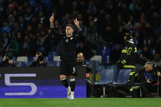 Chelsea s Enzo Fernandez celebrates after scoring goal 0-1 during the UEFA Champions League football match between Napoli vs Chelsea - Champions League 2025 2026 - Diego Armando Maradona stadium January 28, 2026 Naples, Italy soccer  Copyright: xAlessandroxGarofalo LaPressex