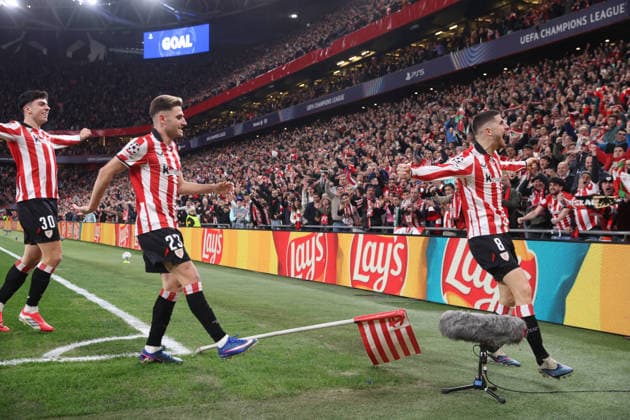 Athletic Club Bilbao vs Sporting CP 2025-26 UEFA Champions League, Bilbao, Spain, 28 January 2026. Oihan Sancet (Athletic Club) , Robert Navarro (Athletic Club) and Rego (Athletic Club) celebrate after scoring his team s first goal, Credit:Juan Lazkano Photobilbao Avalon Bilbao, Basque Country, Spain  Copyright: xJuanxLazkanoxPhotobilbaox xAvalonx 1070080900