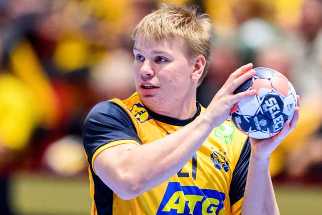 260128 Axel Mansson of Sweden during the EHF European Handball Championship main round match between Switzerland and Sweden on January 28, 2026 in Malmö. Photo: Petter Arvidson BILDBYRAN kod PA PA1145 handball handboll handball handbolls-em 2026 schweiz sverige sweden ehf european handball championship switzerland bbeng Copyright: PETTERxARVIDSON BB260128PA181