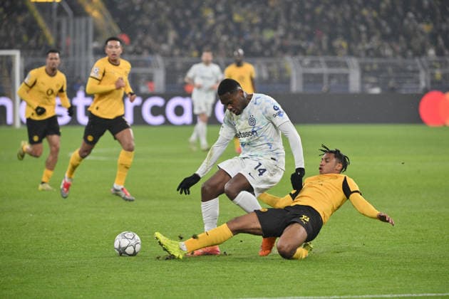 Ange Yoan Bonny (Inter Mailand), Filippo Mane (Borussia Dortmund), v.li. 28.01.2026, Fussball, UEFA Champions League 2025 2026, 8. Spieltag, Borussia Dortmund - Inter Mailand UEFA regulations prohibit any use of photographs as image sequences and or quasi-video Dortmund Signal Iduna Park Nordrhein Westfalen Deutschland