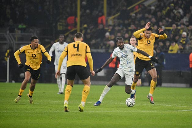 Jobe Bellingham (Borussia Dortmund), Marcus Thuram (Inter Mailand), Nico Schlotterbeck (Borussia Dortmund), Felix Nmecha (Borussia Dortmund), v.re. 28.01.2026, Fussball, UEFA Champions League 2025 2026, 8. Spieltag, Borussia Dortmund - Inter Mailand UEFA regulations prohibit any use of photographs as image sequences and or quasi-video Dortmund Signal Iduna Park Nordrhein Westfalen Deutschland