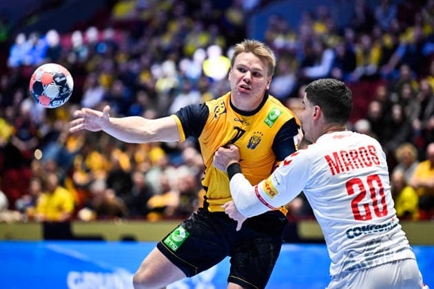Sweden s Axel Mansson against Switzerland s Luka Maros during the 2026 EHF European Men s Handball Championship (the EHF Euro 2026) main round match between Switzerland and Sweden at Malmö Arena, Malmö, Sweden, January 28, 2026. MALMÖ SWEDEN x50090x *** Sweden s Axel Mansson against Switzerland s Luka Maros during the 2026 EHF European Men s Handball Championship the EHF Euro 2026 main round match between Switzerland and Sweden at Malmö Arena, Malmö, Sweden, January 28, 2026 MALMÖ SWEDEN x50090x  Copyright: xJohanxNilsson TTx EHF EURO 2026 SWITZERLAND-SWEDEN