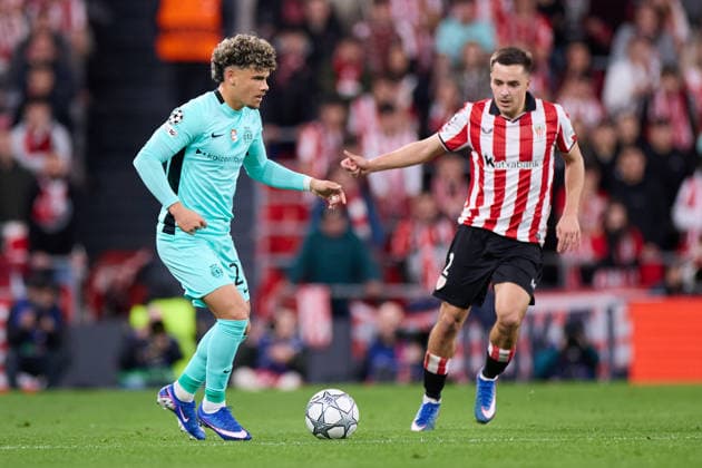 January 28, 2026, Bilbao, Vizcaya, Spain: Maxi Araujo of Sporting CP competes for the ball with Andoni Gorosabel of Athletic Club during the UEFA Champions League 2025 26 League Phase MD8 match between Athletic Club and Sporting Clube de Portugal at San Mames on January 28, 2026, in Bilbao, Spain. Bilbao Spain - ZUMAa181 20260128_zaa_a181_107 Copyright: xRicardoxLarreinax