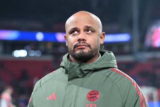 Trainer Vincent KOMPANY (M) PSV Eindhoven (PSV) - FC Bayern Muenchen (M) Fussball Champions League, 8. Spieltag, matchday8, am 28.01.2026 im Philips-Stadion Eindhoven Niederlande. UEFA regulations prohibit any use of photographs as image sequences and or quasi-video Â