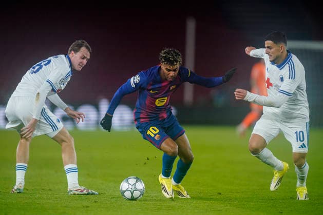 ESP: FC Barcelona, Barca v FC Copenhague. UEFA Champions League. Matchday 8. Lamine Yamal of FC Barcelona and Mohamed Elyounoussi of FC Copenhague during the UEFA Champions League match, match day 8, between FC Barcelona and FC Copenhague, Spotify Camp Nou Stadium on January 28, 2026 in Barcelona, Spain. kpng Copyright: xSergioxRuizx xImagox PS_260128_BAR_COP_022