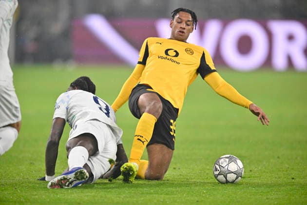 v.r. Filippo Mane (Borussia Dortmund), Marcus Thuram (Inter Mailand) Aktion, Zweikampf, Fussball Champions League, Borussia Dortmund - Inter Mailand, 8. Spieltag, am 28.01.2026 in Dortmund Deutschland. UEFA regulations prohibit any use of photographs as image sequences and or quasi-video Â