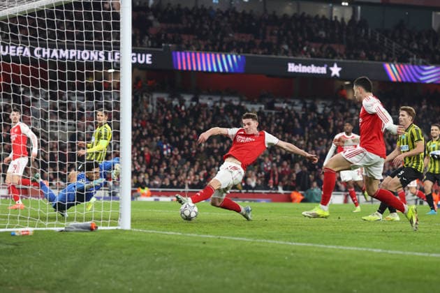 Arsenal v Kairat 28th January 2026, London - UEFA Champions League Football, Group Stage - Arsenal v Kairat - Viktor Gyokeres of Arsenal slides in for the ball which is tapped in by Gabriel Martinelli for the 3rd Arsenal goal - Photo: Charlotte Wilson Offside. London UK Copyright: xCharlottexWilsonx xOffsidexOffside