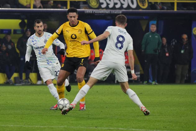 28.01.2026, xgrfx, Fussball UEFA Champions League , Borussia Dortmund - Inter Mailand v.l. Jobe Bellingham (Borussia Dortmund), Petar Sucic (Inter Mailand) (DFL DFB REGULATIONS PROHIBIT ANY USE OF PHOTOGRAPHS as IMAGE SEQUENCES and or QUASI-VIDEO) Signal Iduna Park