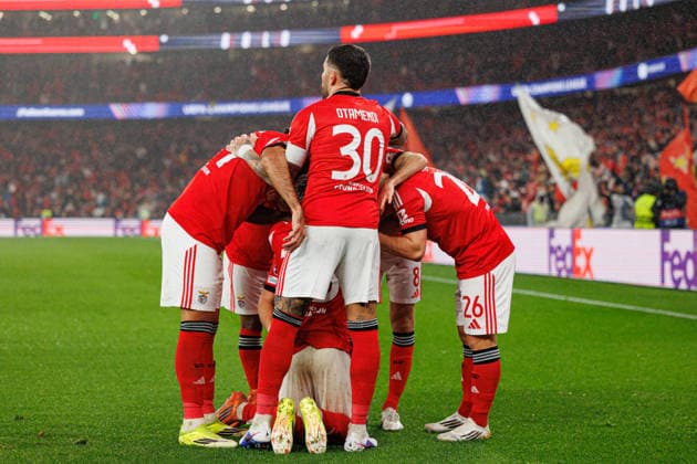 Players of Benfica seen celebrating after goal seen during Champions League phase game between SL Benfica and Real Madrid CF (Maciej Rogowski Ball Raw Images) Lisbon Estadio da Luz Portugal Copyright: xMaciejxRogowskix maciejrogowski_benfica_realmadrid_2526-51