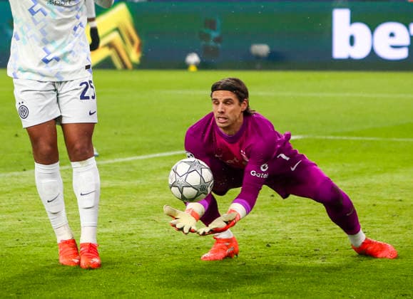 Fussball UEFA Champions League 2025 26, 8. Spieltag Ligaphase - Borussia Dortmund vs Inter Mailand - Signal Iduna Park-Stadion (Dortmund): Yann Sommer (Inter Mailand, 1) Dortmund Copyright: xAymanxAlahmedx