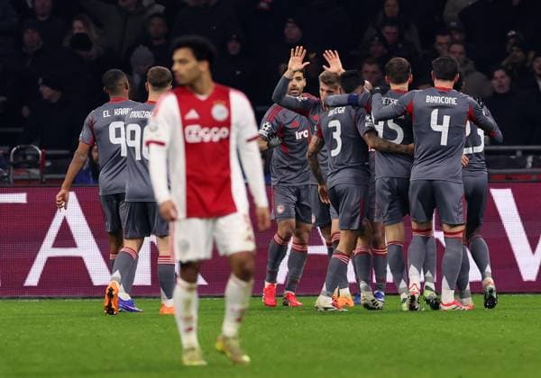 Olympiakos Piraeus players celebrate the goal during the match AFC Ajax Amsterdam vs Olympiacos Piraues at the Johan Cruijff ArenA for the UEFA Champions League season 2025-2026 in AMSTERDAM, Netherlands on 28 january 2026 (Photo by Peter Lous EYE4IMAGES) -