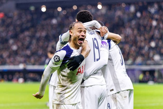 FRANKFURT, DEUTSCHLAND - JANUARY 28: Dominic Solanke (Tottenham Hotspur, 19) celebrates scoring his team s second goal with teammates during the UEFA Champions League match between Eintracht Frankfurt vs. Tottenham Hotspur at Eintracht Frankfurt Stadium on matchday 8 of the League Phase on January 28, 2026 in Frankfurt, Deutschland. Hessen Deutschland Copyright: xStephanxHahnex