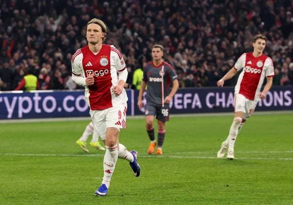 Kasper Dolberg of AFC Ajax celebrates after scoring the goal during the match AFC Ajax Amsterdam vs Olympiacos Piraues at the Johan Cruijff ArenA for the UEFA Champions League season 2025-2026 in AMSTERDAM, Netherlands on 28 january 2026 (Photo by Peter Lous EYE4IMAGES) -