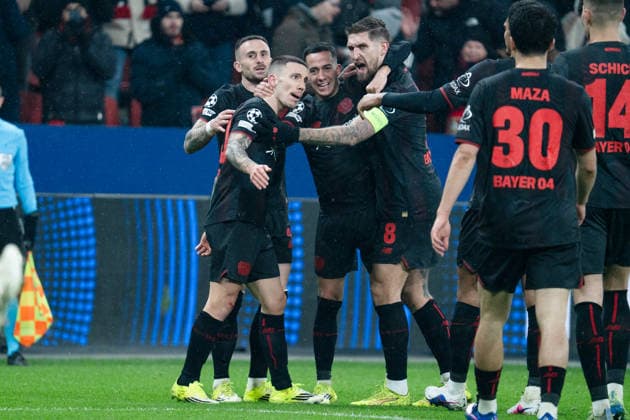 UEFA Champions League 2025 26 Bayer 04 Leverkusen vs. Villarreal CF 8. Spieltag der Ligaphase Mittwoch, 28.01.2026 BayArena (Nordrhein-Westfalen, Deutschland) Tor zum 3:0 durch Alejandro Grimaldo ( 20) Jubel Freude Emotionen Torjubel Lucas Vazquez ( 21) Aleix Garcia ( 24) Robert Andrich ( 8) Copyright: xCelinaxLeiersx