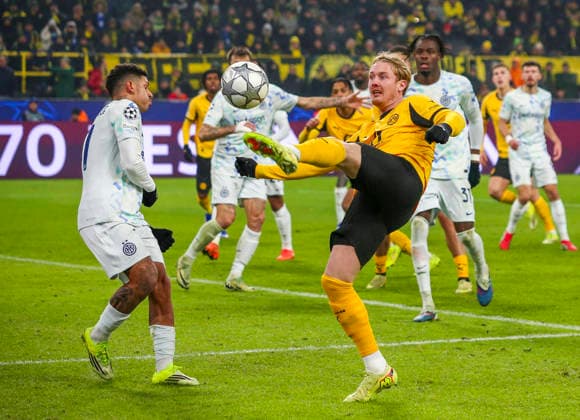 Fussball UEFA Champions League 2025 26, 8. Spieltag Ligaphase - Borussia Dortmund vs Inter Mailand - Signal Iduna Park-Stadion (Dortmund): Julian Brandt (Borussia Dortmund, 10) Dortmund Copyright: xAymanxAlahmedx