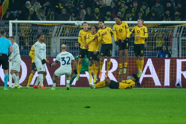 UEFA Champions League - Borussia Dortmund - Inter Mailand am 28.01.2026 im Signal Iduna Park in Dortmund Tor zum 0:1 durch Torschuetze Torschütze Federico Dimarco (Inter 32)