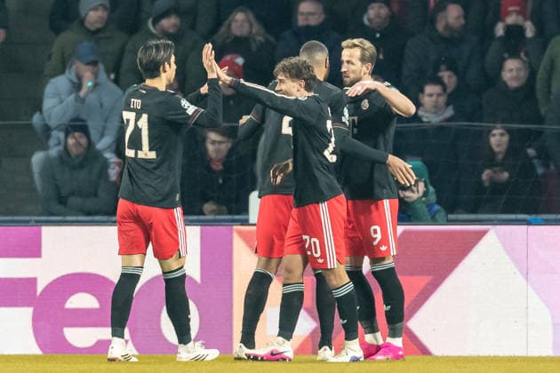 Harry Kane (FC Bayern München) celebrates after scoring his team s second goal with teammates during the UEFA Champions League 2025 26 League Phase MD8 match between PSV Eindhoven and FC Bayern München at PSV Stadion on January 28, 2026 in Eindhoven, Netherlands. -