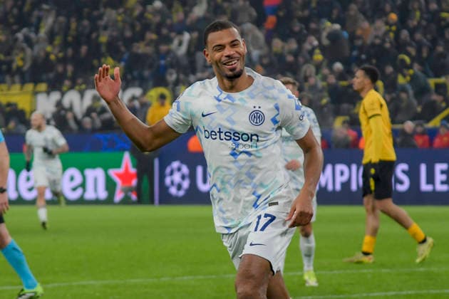 Andy Diouf (Inter 17) jubelt nach dem Tor zum 0:2 28.01.2026 Fussball, Champions League, Borussia Dortmund vs Inter Mailand , Signal Iduna Park, Dortmund,